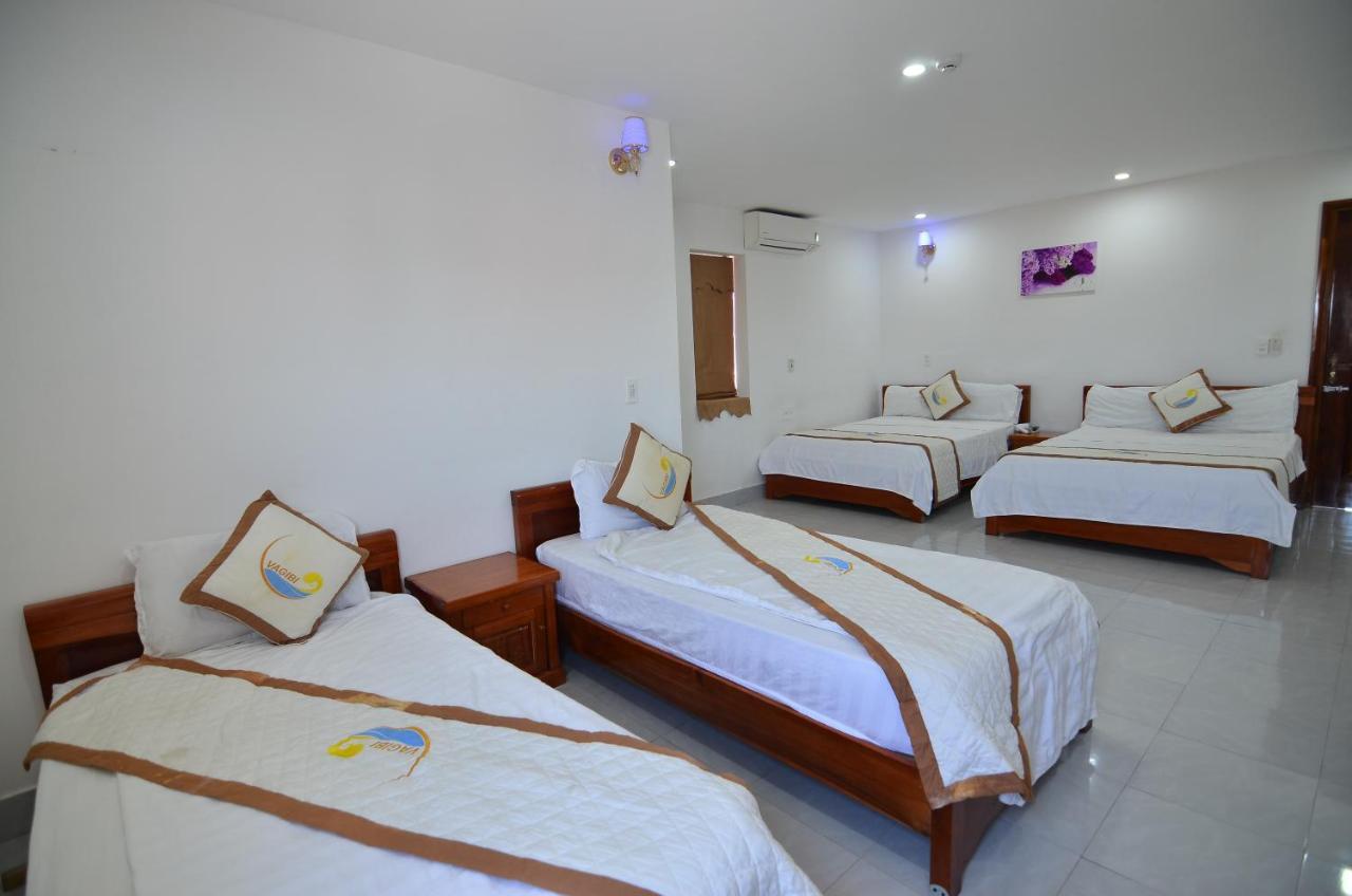 Vagibi Hotel Dong Hoi Exterior photo